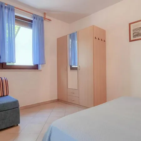 Mirjana Two * Novigrad (Istria)