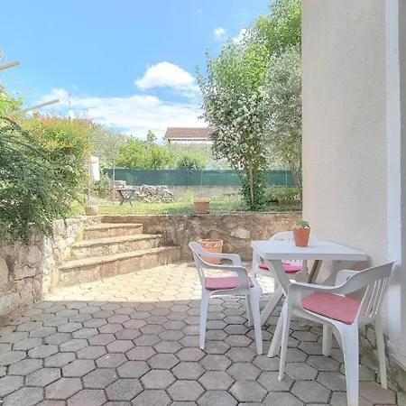 Apartment Mirjana Two *