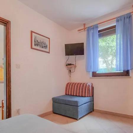 Mirjana Two Daire Novigrad Istria